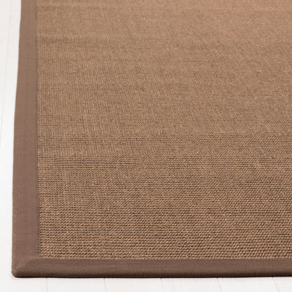 Tapis en sisal à bordure Madelyn en fibres naturelles SAFAVIEH