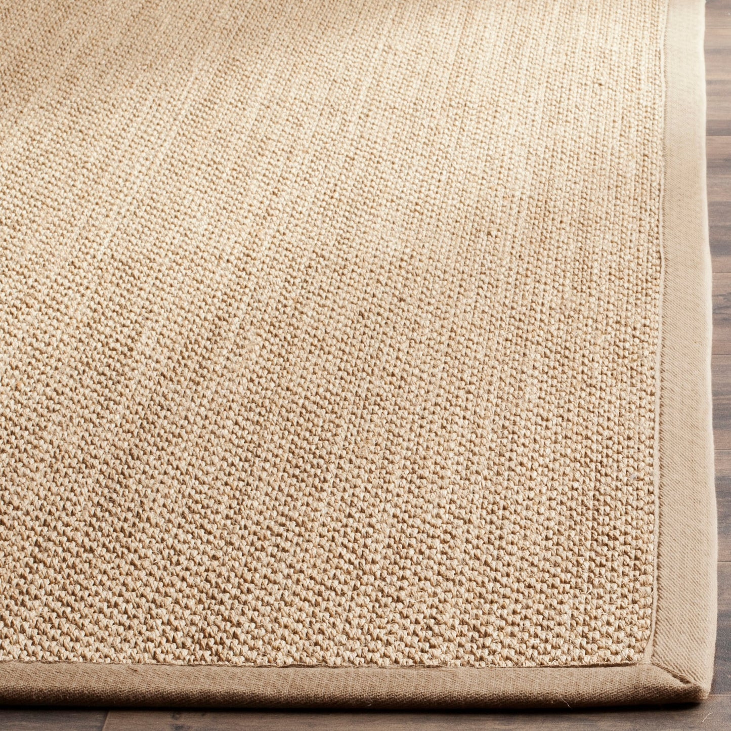 Tapis en sisal SAFAVIEH Venus en fibre naturelle, bordure décontractée