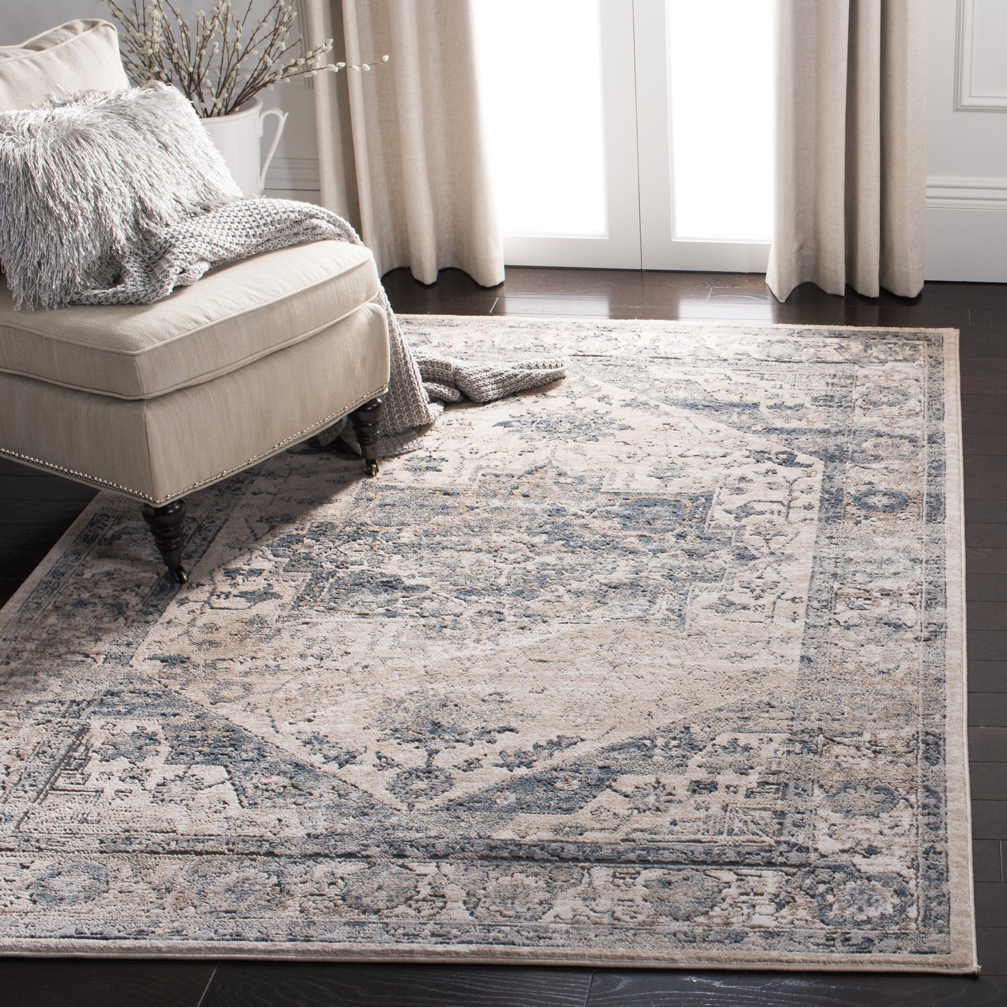 SAFAVIEH Tapis oriental traditionnel Oregon Vinie