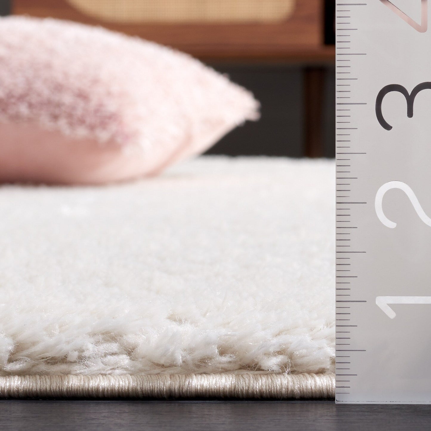 Tapis SAFAVIEH Tahoe Shag Lisjana géométrique de 3 cm d'épaisseur