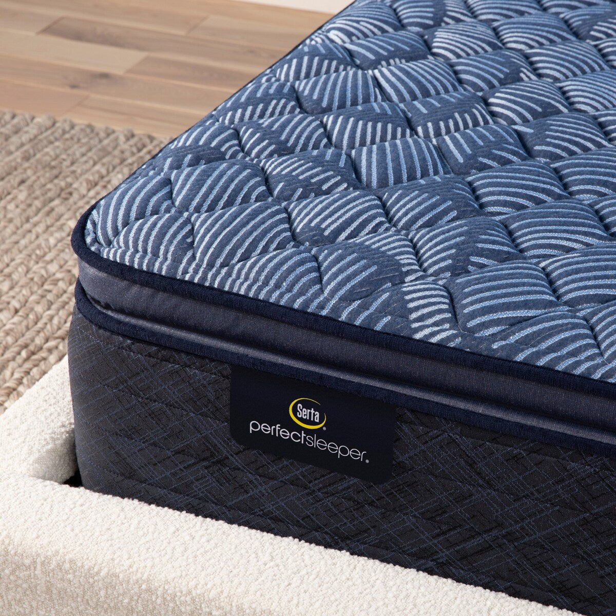 Ensemble matelas Serta Perfect Sleeper Oasis Sleep 14,5 ferme avec surmatelas intégré