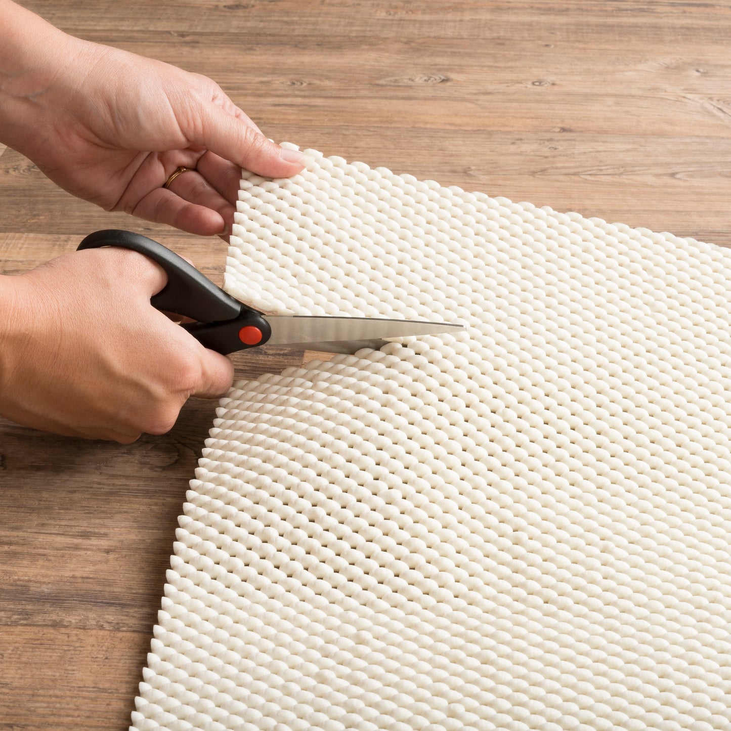 Vista Home Ultra Hold White PVC-coated Knit Polyester Rug Pad - Beige