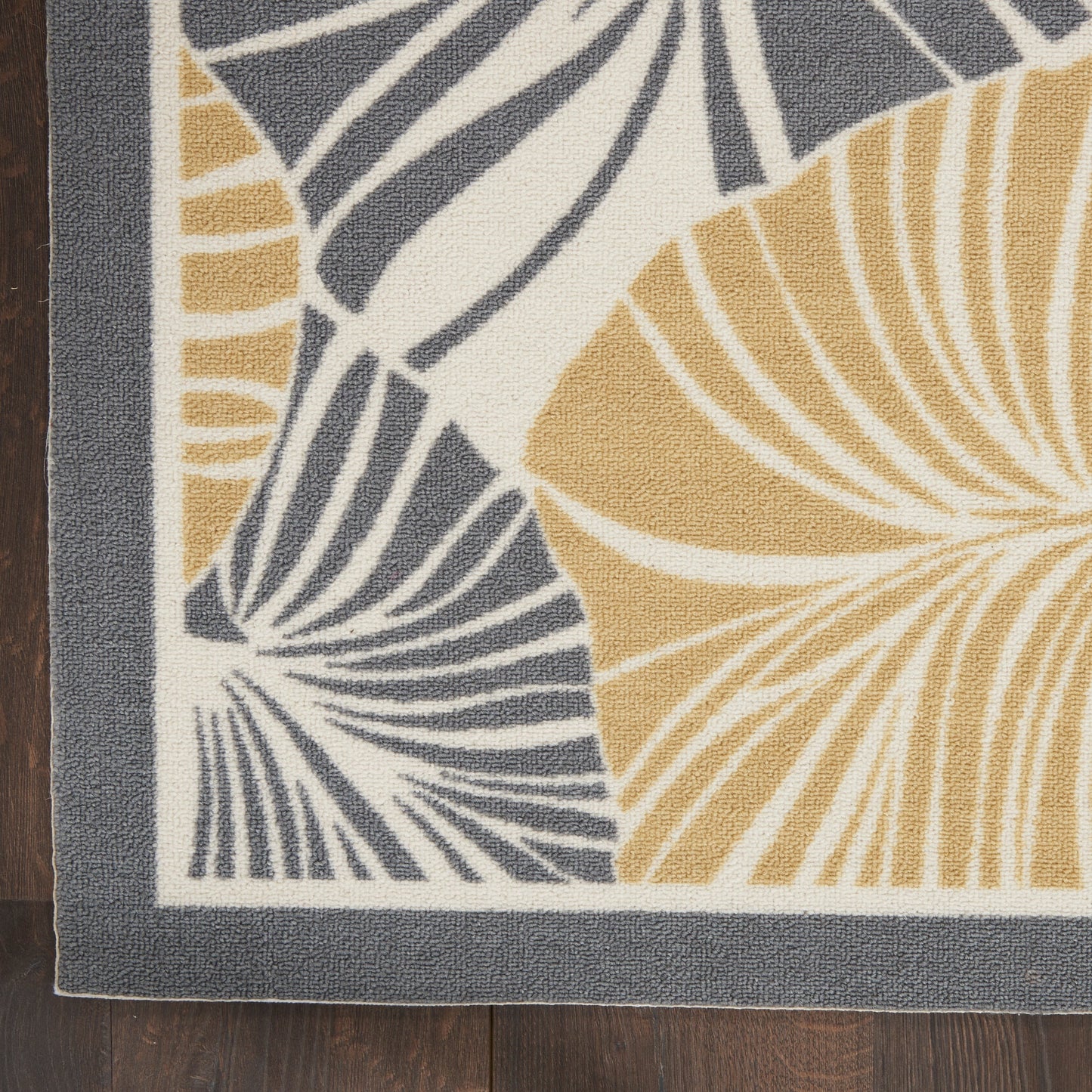 Waverly Sun N' Shade Modern Botanical Indoor/Outdoor Area Rug