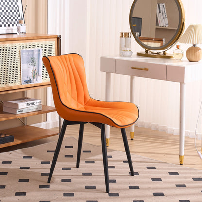 Ensemble de 2 chaises de salle à manger modernes sans accoudoirs, revêtues de cuir.